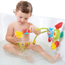 Load image into Gallery viewer, Yookidoo Baby Bath Toys Submarine Spray Station - Battery Operated Water Pump with Hand Shower, Googly Eyes Water Spinner Age 2-6 Years