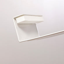 Load image into Gallery viewer, Dreambaby Stroll Away Over The Door Stroller Hanger