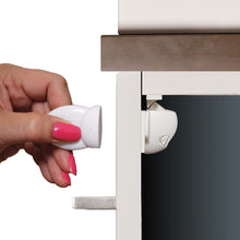 Load image into Gallery viewer, Dreambaby Easy Open & Close Adhesive Mag Locks - 2 Locks, 1 Key - White