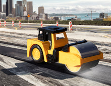 Load image into Gallery viewer, Driven by Battat Micro Steam Roller