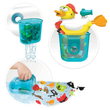 Load image into Gallery viewer, Yookidoo Bath Toy Jet Duck Pirate

