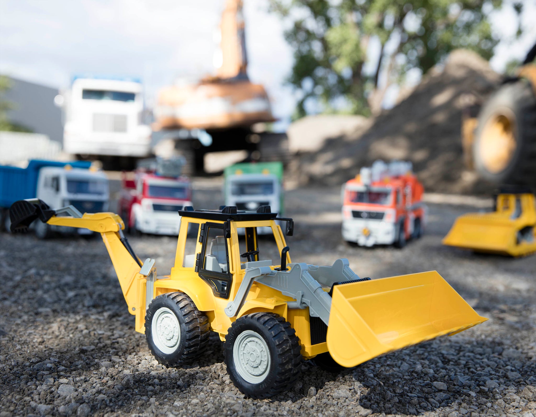 Driven backhoe loader sales toy